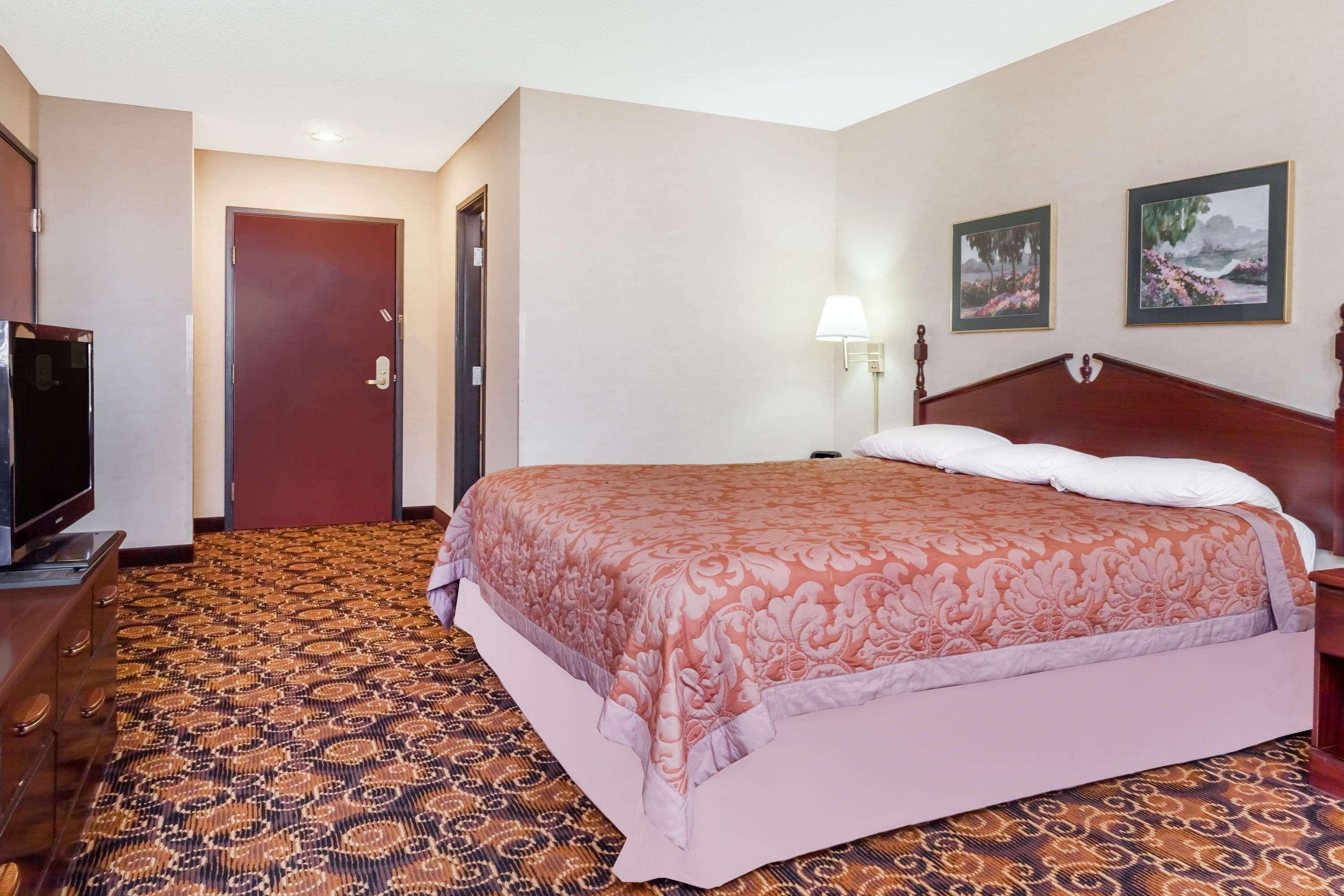 Super 8 By Wyndham Evansville North Stacer Exteriér fotografie