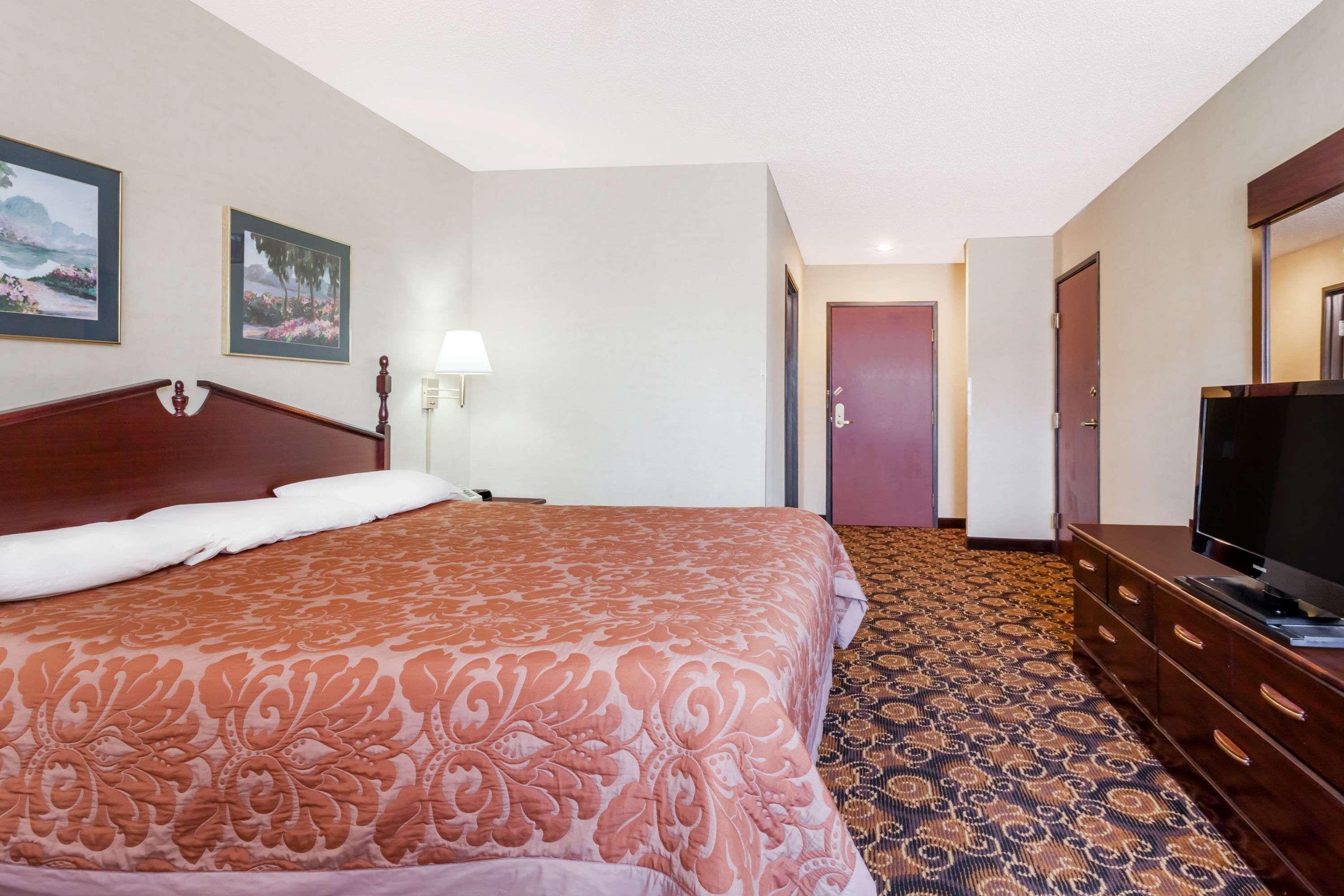 Super 8 By Wyndham Evansville North Stacer Exteriér fotografie