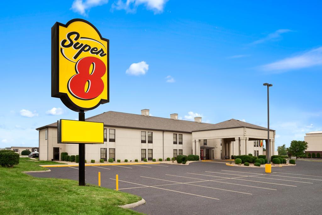 Super 8 By Wyndham Evansville North Stacer Exteriér fotografie